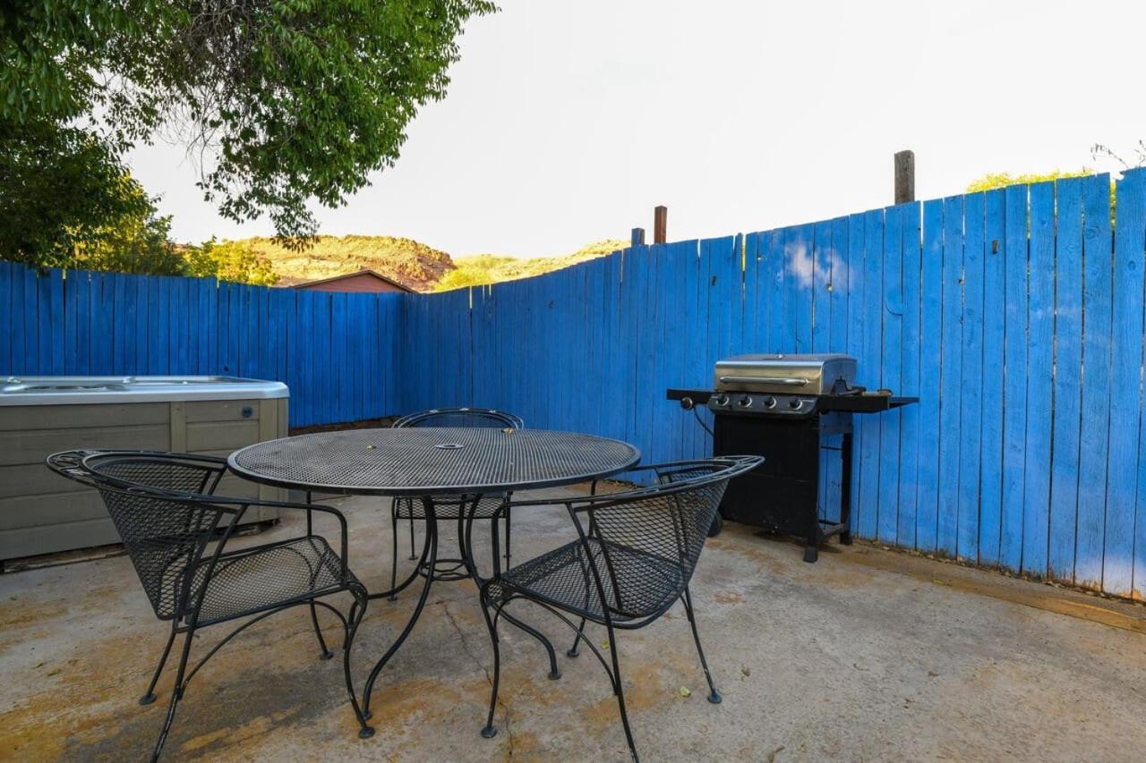 Charming 2 Bedroom Near Downtown - Rose Tree 1 모아브 외부 사진