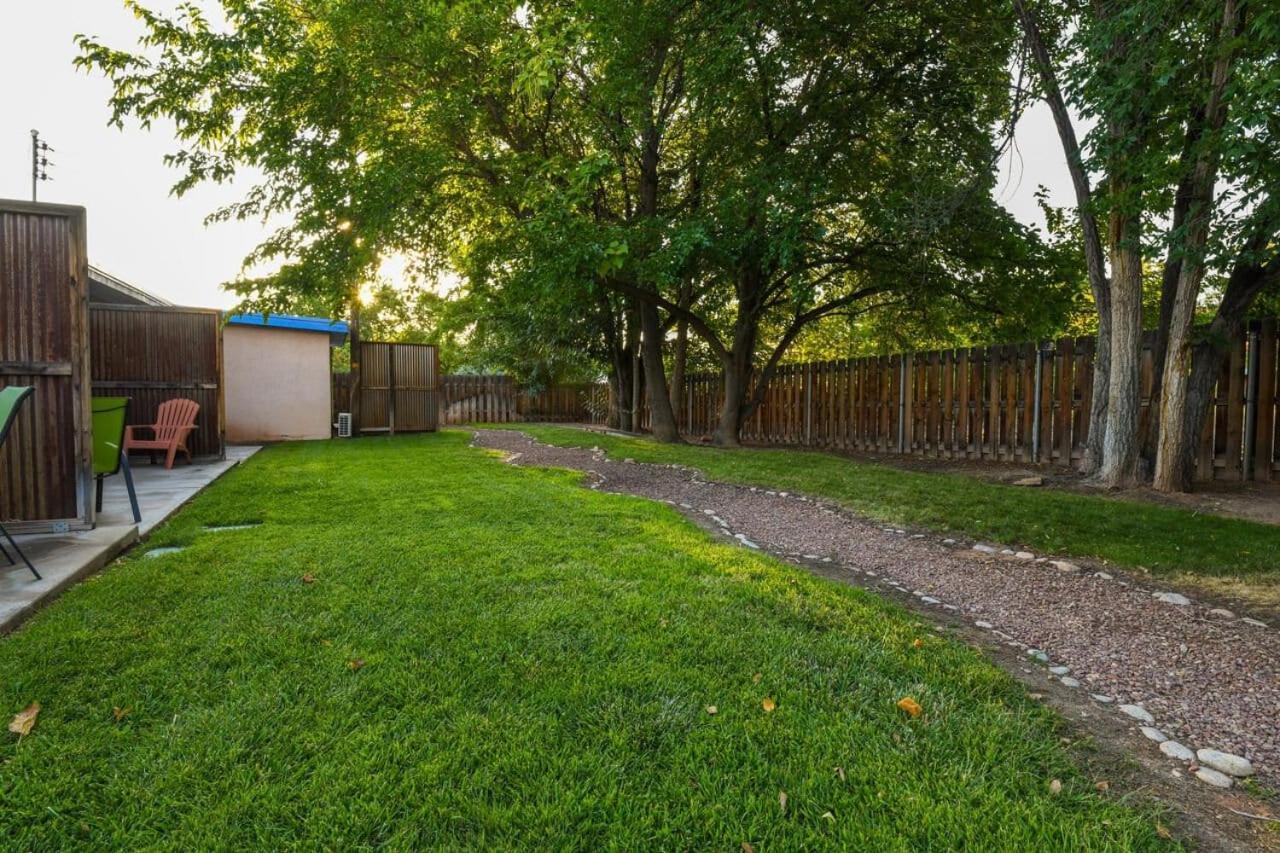 Charming 2 Bedroom Near Downtown - Rose Tree 1 모아브 외부 사진