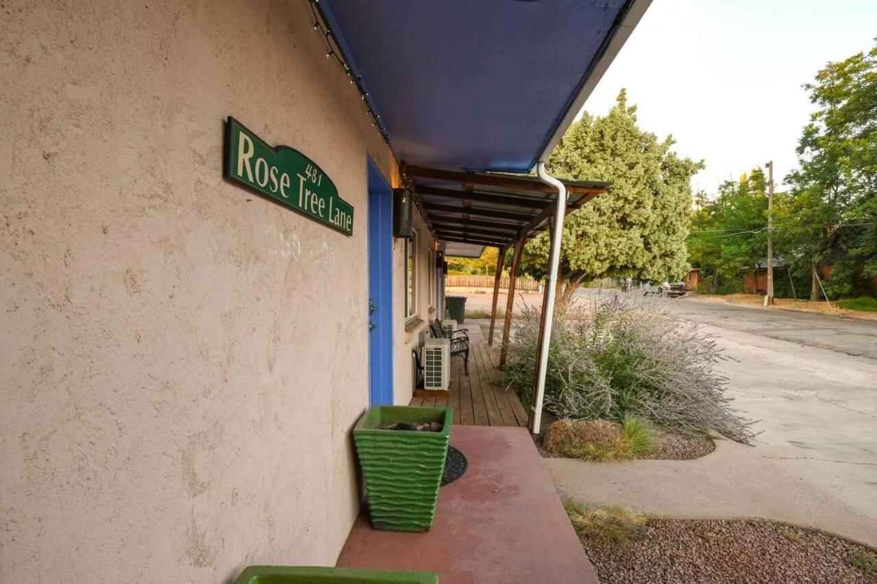 Charming 2 Bedroom Near Downtown - Rose Tree 1 모아브 외부 사진