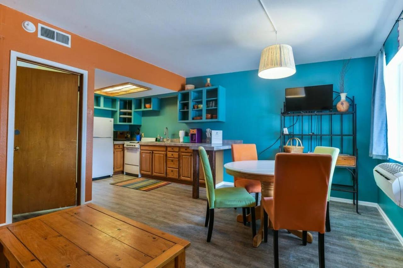 Charming 2 Bedroom Near Downtown - Rose Tree 1 모아브 외부 사진