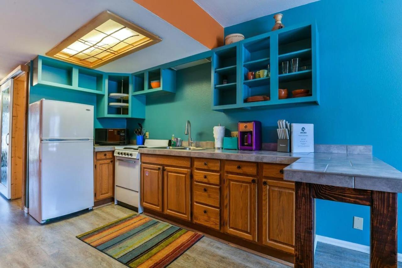 Charming 2 Bedroom Near Downtown - Rose Tree 1 모아브 외부 사진